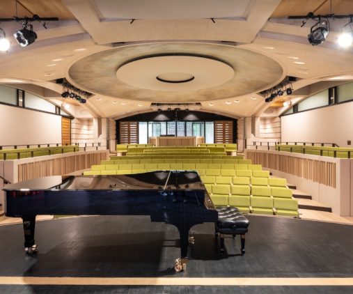 3258_Garden_Quad_Auditorium_N8 - Swan by Race Furniture