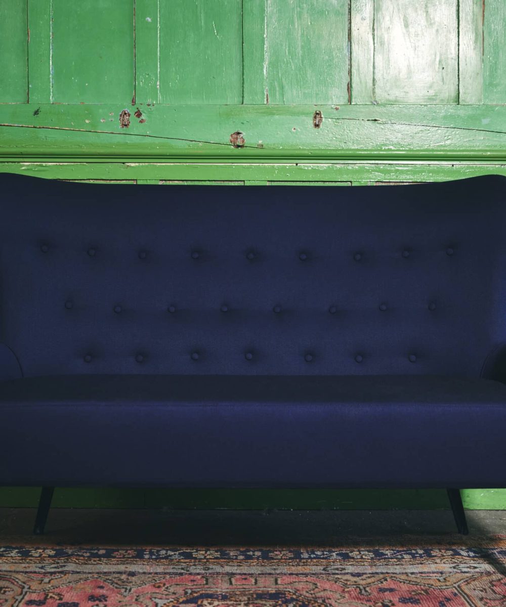 DA-race-furniture-ernest-race-1