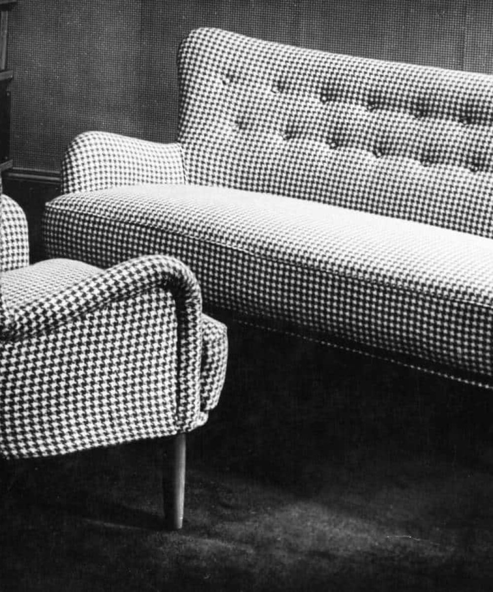 DA-race-furniture-ernest-race-5