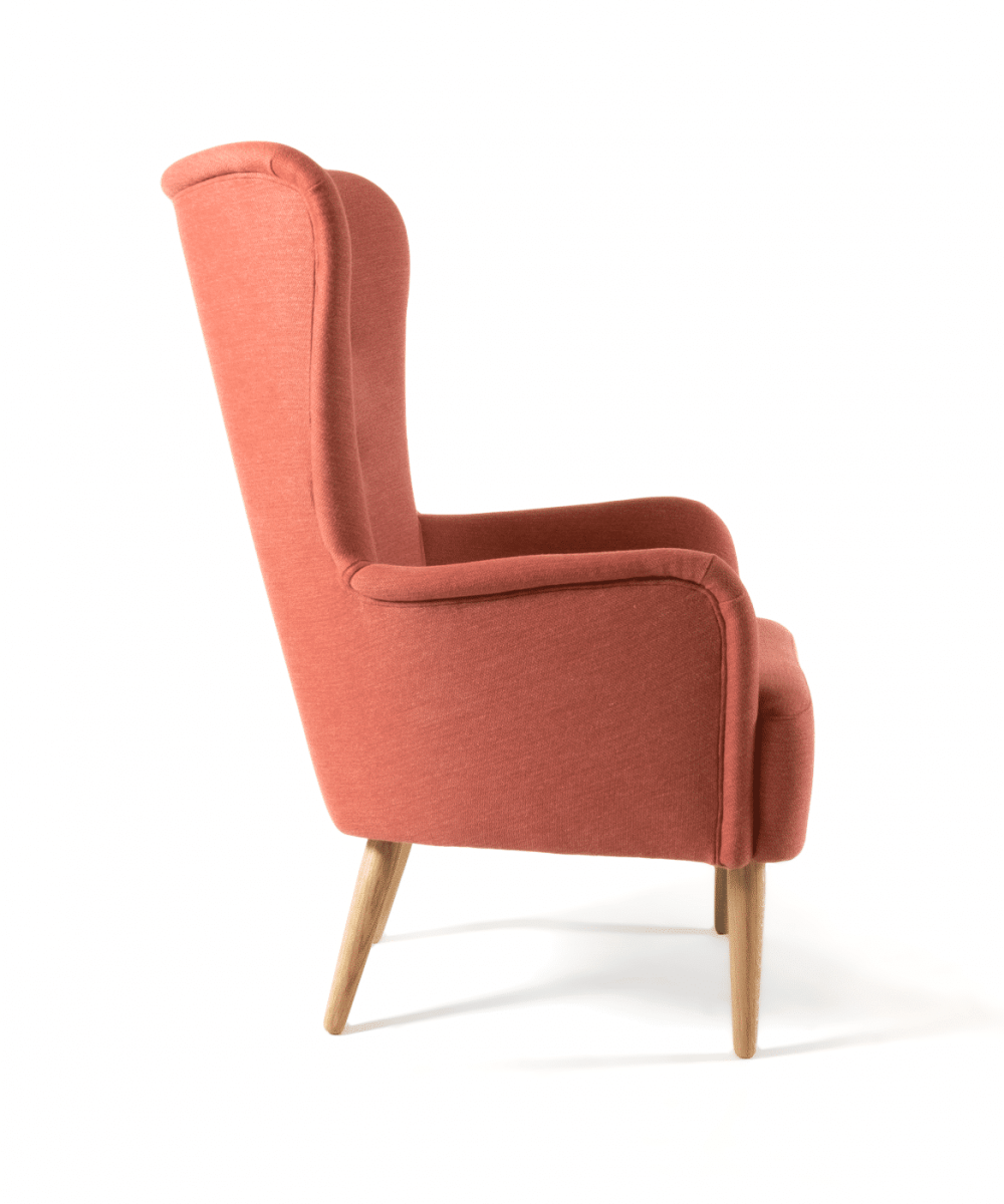 DA-race-furniture-ernest-race-12