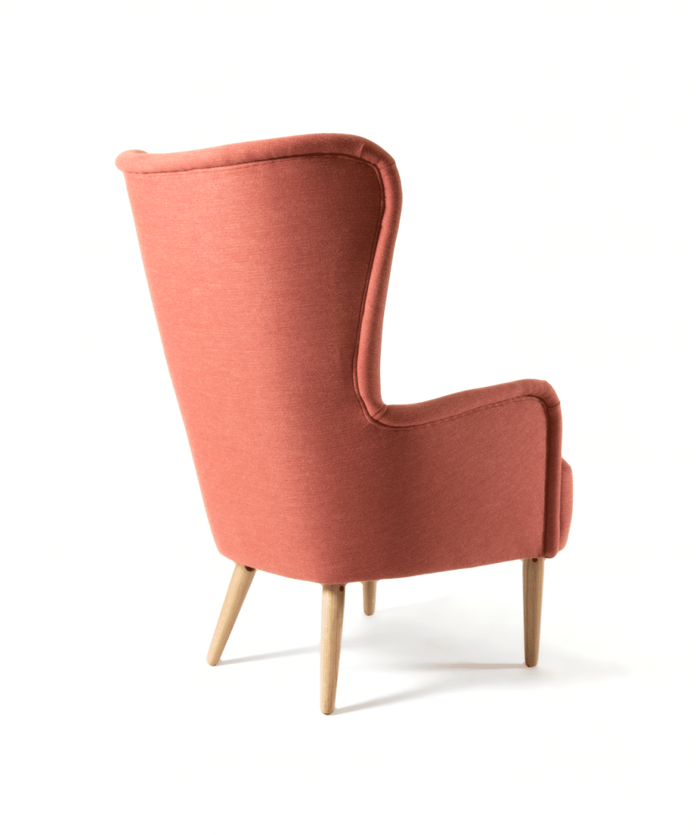 DA-race-furniture-ernest-race-11