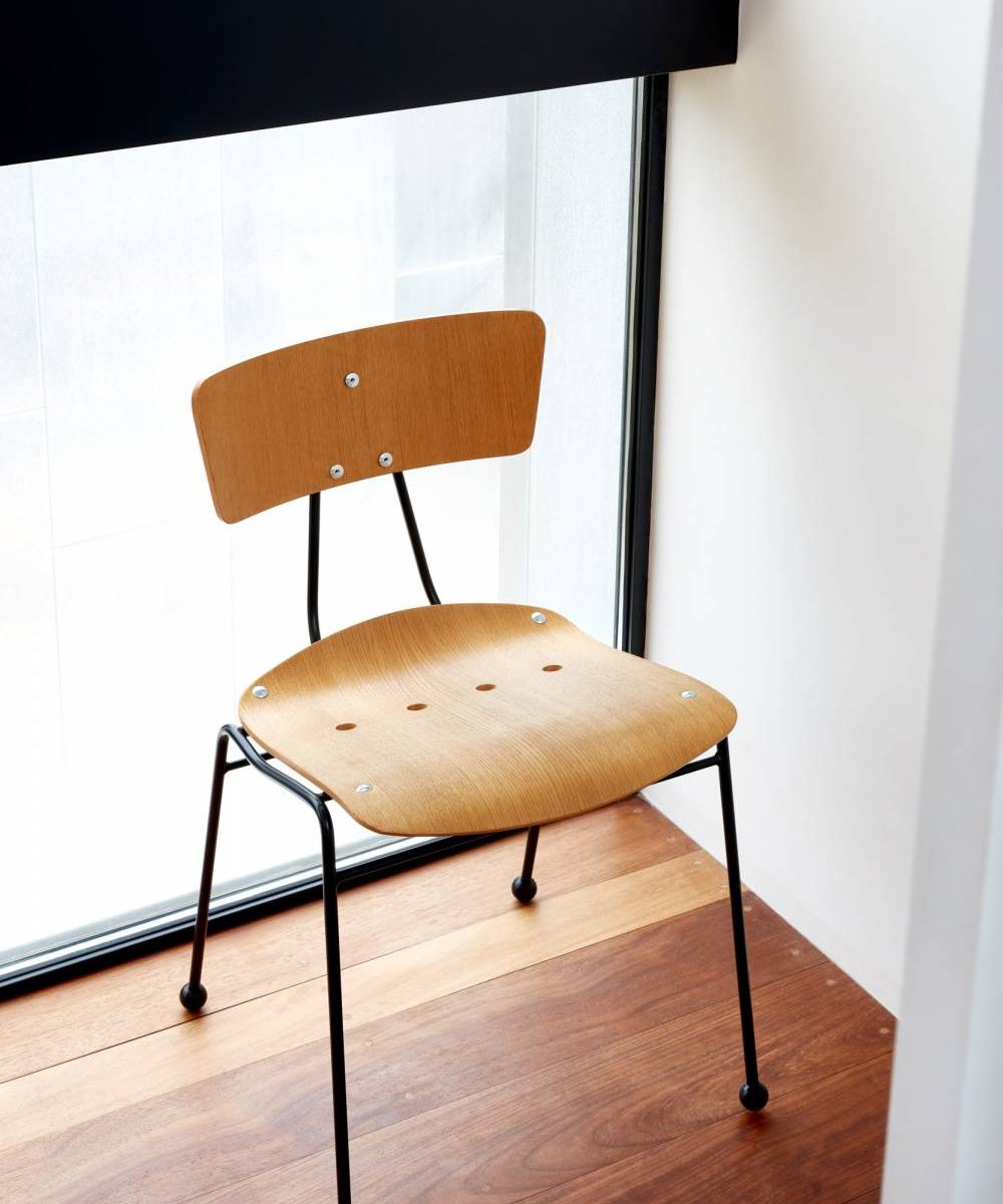 roebuck-race-furniture-ernest-race-2